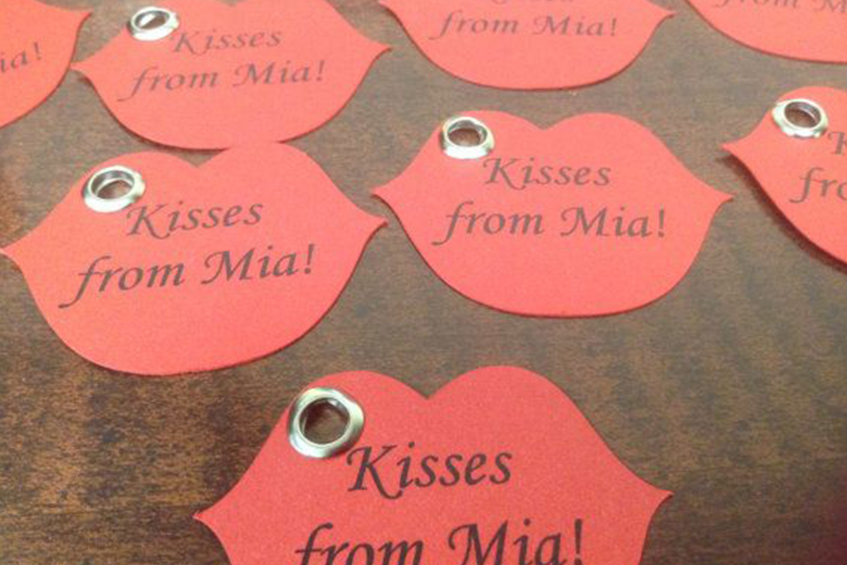 Premium Lips Tags printing USA Premium Lips Tags printing USA